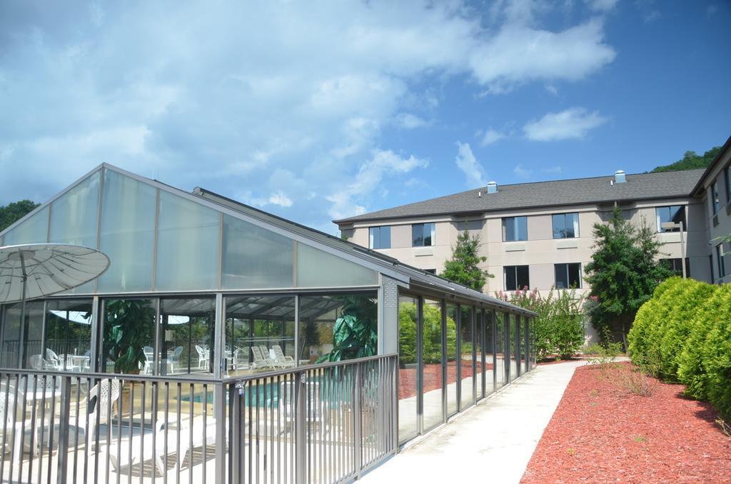 Smoky Mountain Inn & Suites Cherokee Extérieur photo