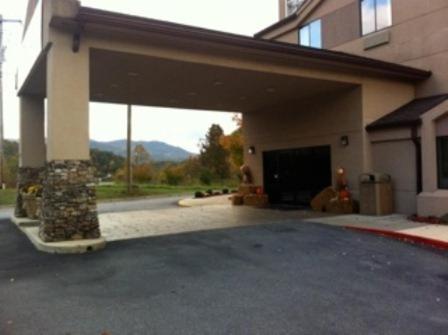 Smoky Mountain Inn & Suites Cherokee Extérieur photo