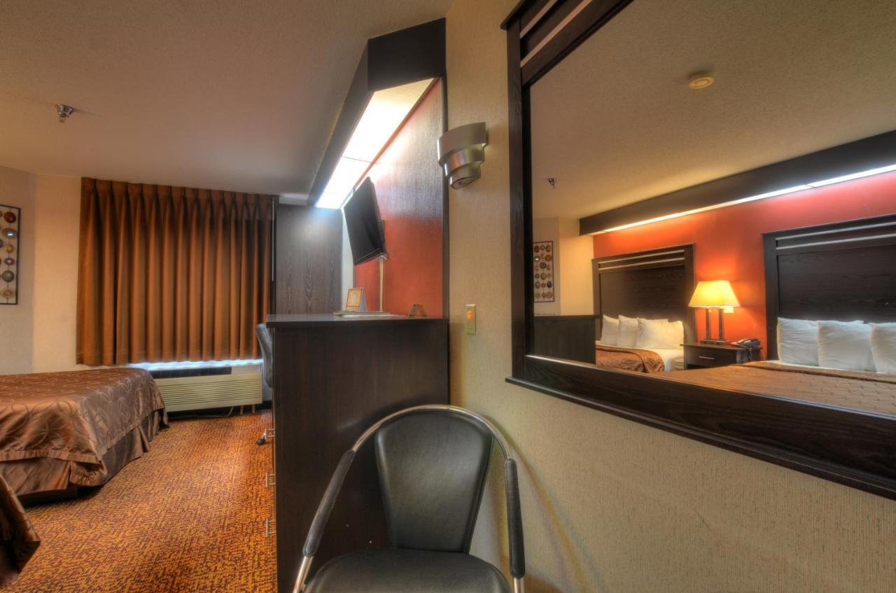 Smoky Mountain Inn & Suites Cherokee Extérieur photo
